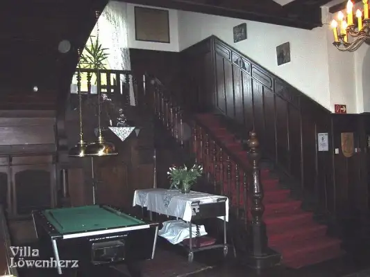 Een poolbiljart ontbreekt niet Een poolbiljart ontbreekt niet