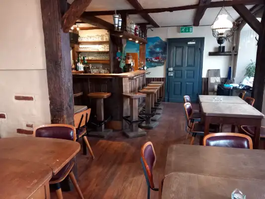 De bar van Gasthof Feische De bar van Gasthof Feische