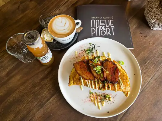 Met eten en drinken zit je goed bij Carré Hotel Zuid-Limburg Met eten en drinken zit je goed bij Carré Hotel Zuid-Limburg